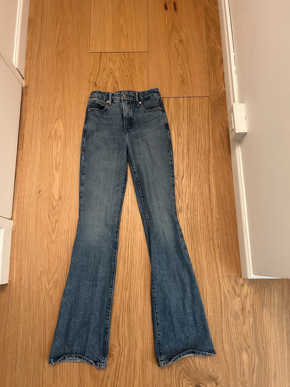 Good American Good Classic Boot Dark Blue High-Rise Flare Jeans